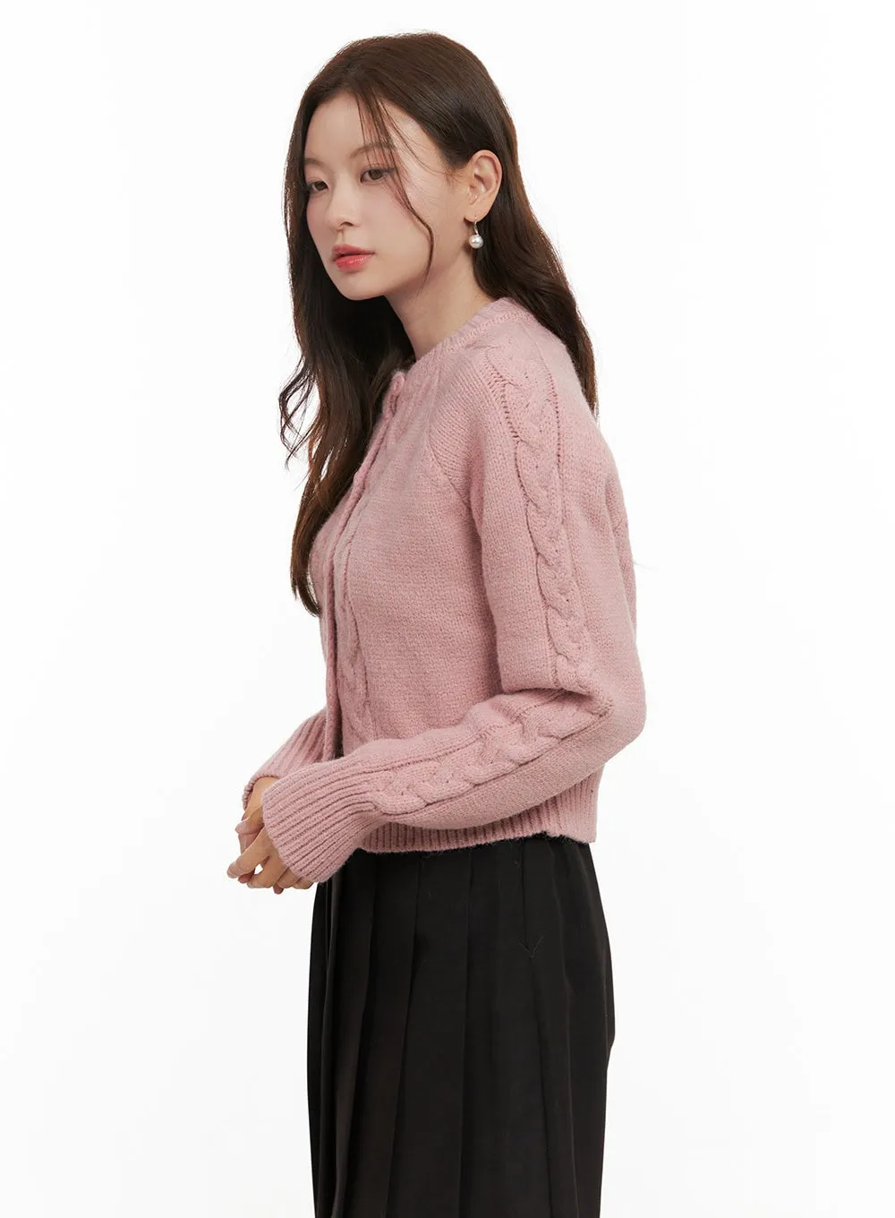 Cable Knit Buttoned Cardigan OD403