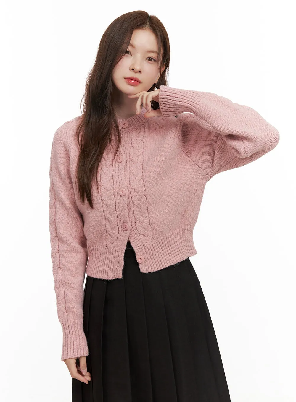 Cable Knit Buttoned Cardigan OD403