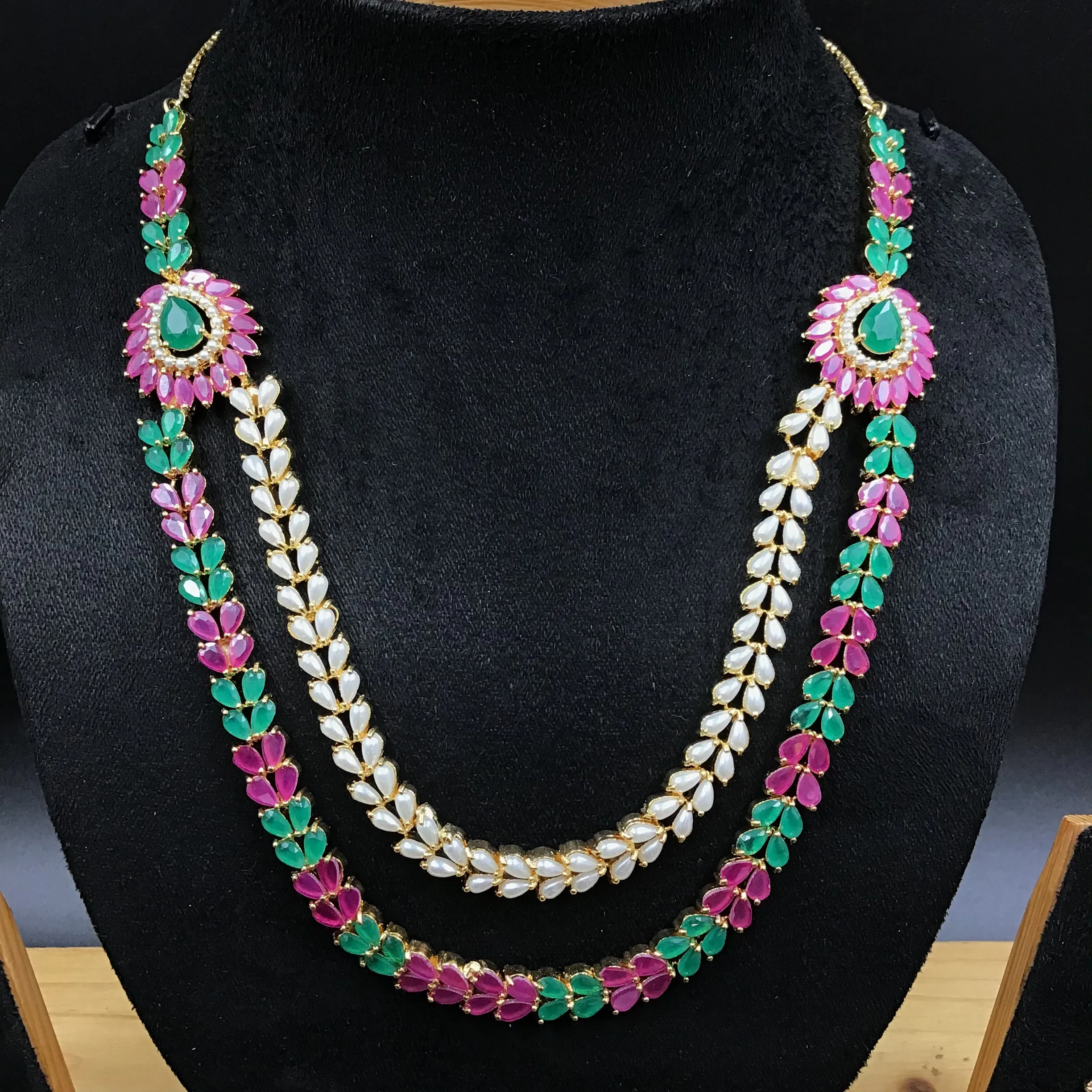Round Neck Jadau Necklace Set 5993-65