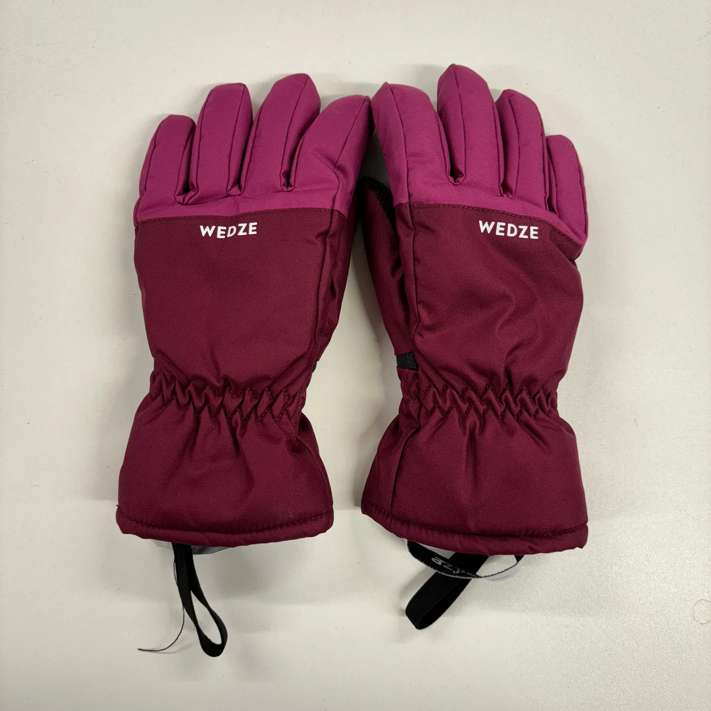 Wedze/ Decathlon/ Helly Hansen Pink Kids Large Ski Clothes Bundle 116/ 6 yrs
